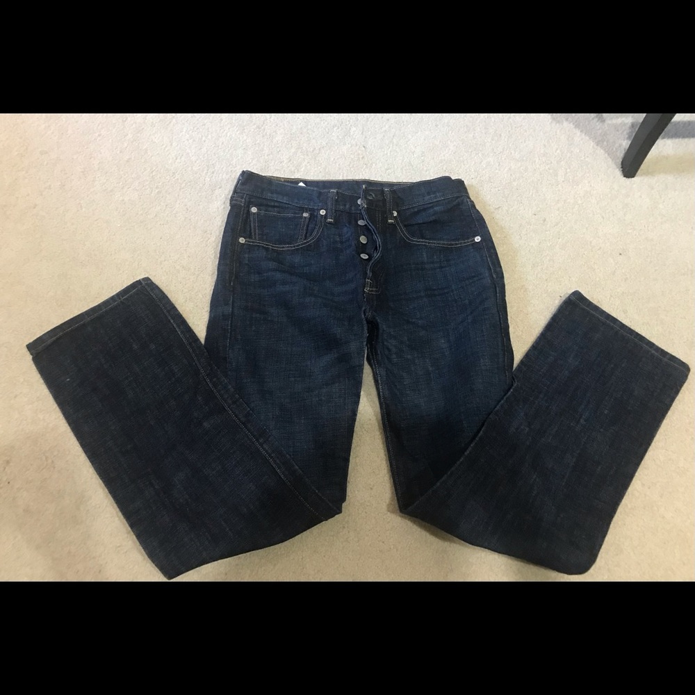 Levi’s - Dark Wash Mens Jeans - 501-  W 31 L 32